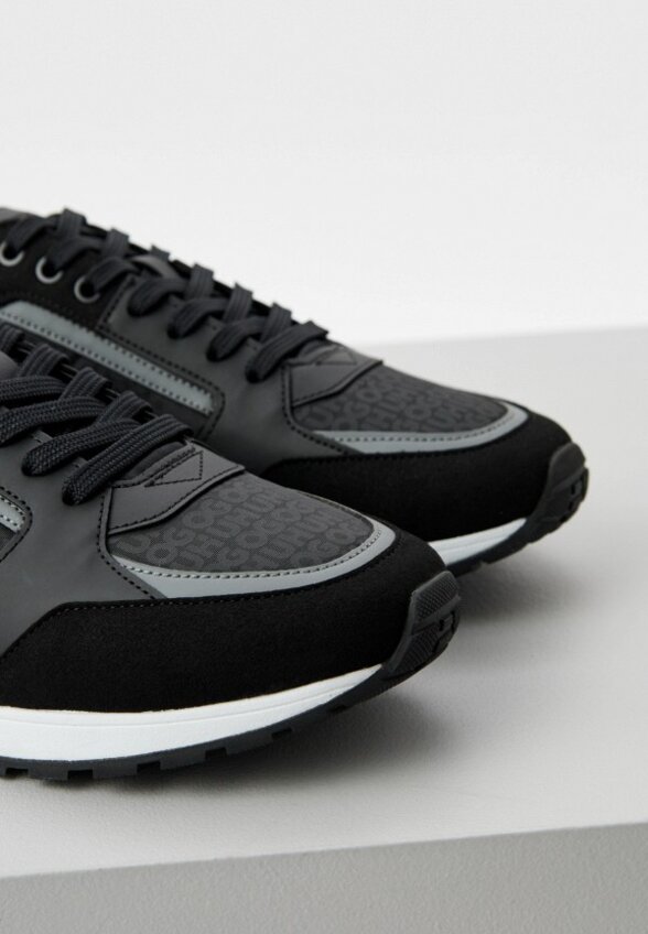 Кроссовки Hugo