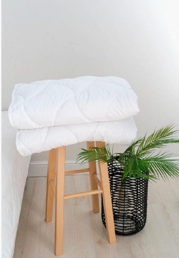 Одеяло 1,5-спальное Moye Home
