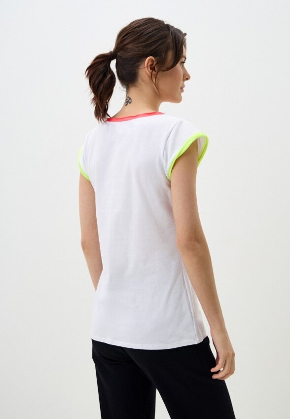 Футболка Emdi