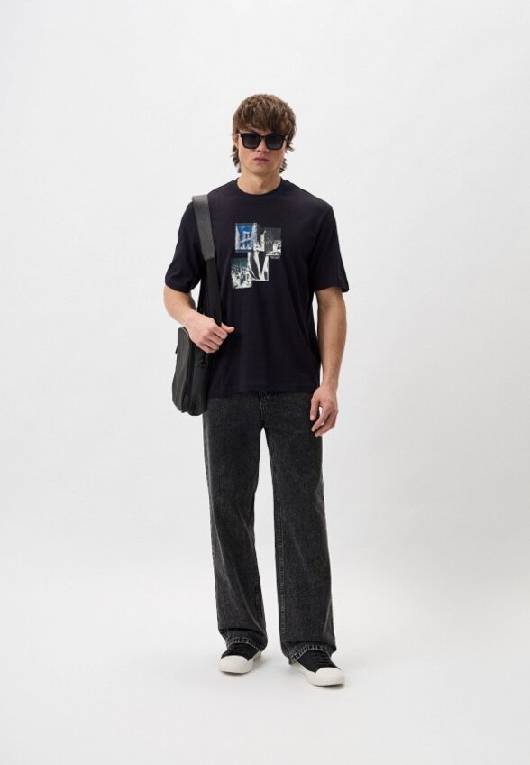 Футболка Armani Exchange