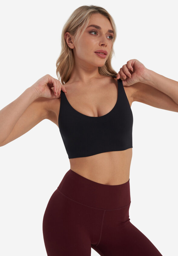 Топ бра спортивный Under Armour Motion,