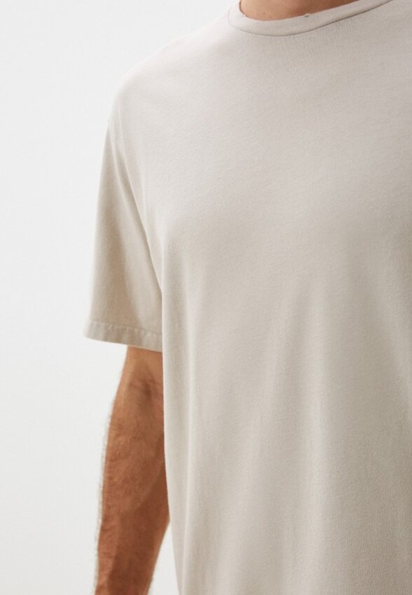 Футболка IDOL