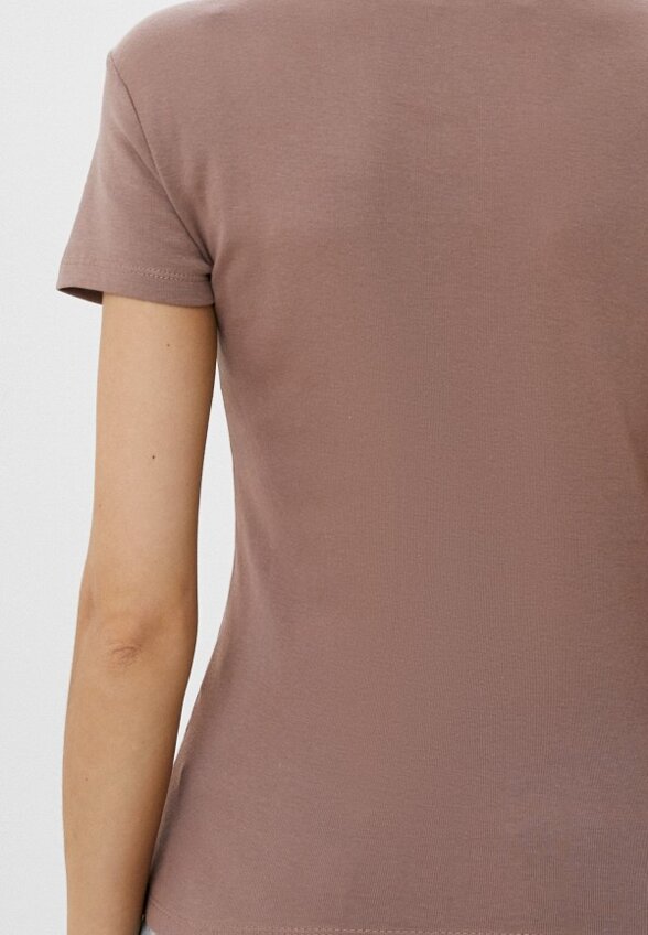 Футболка Trendyol