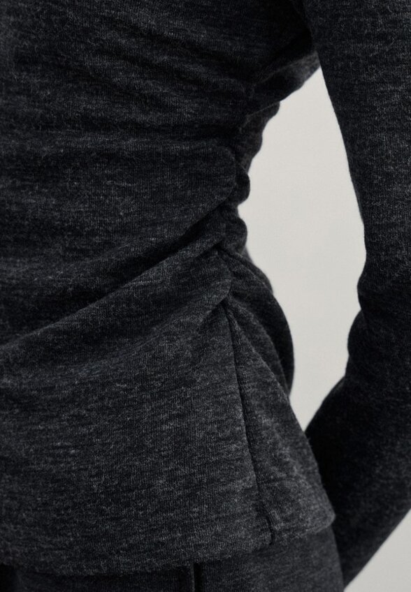 Джемпер Zarina