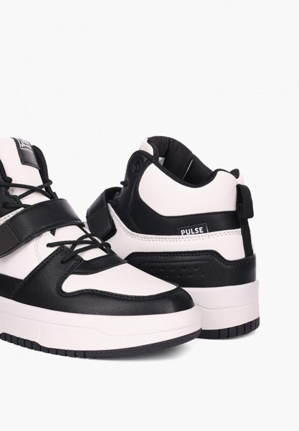 Кроссовки Pulse