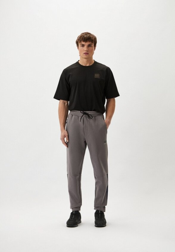 Брюки спортивные EA7