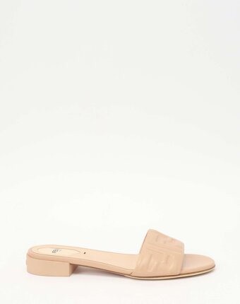 Fendi Shoes женщинам