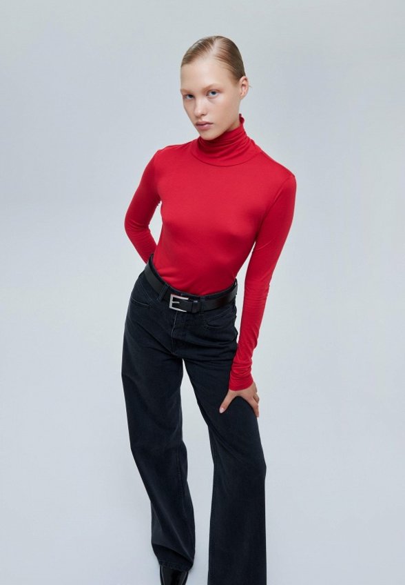 Водолазка IDOL