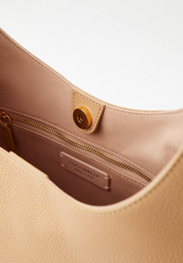 Сумка Coccinelle