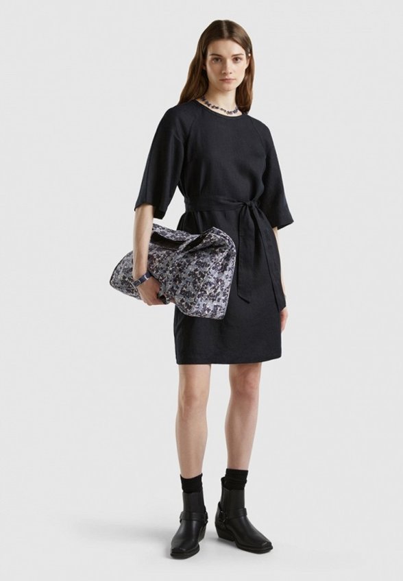 Платье United Colors of Benetton