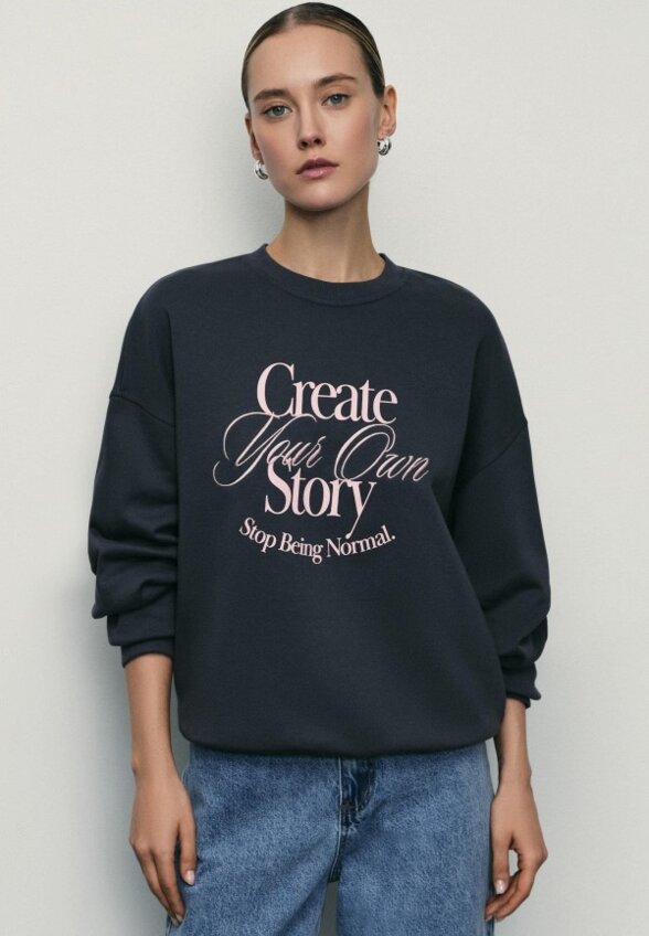 Свитшот Zarina