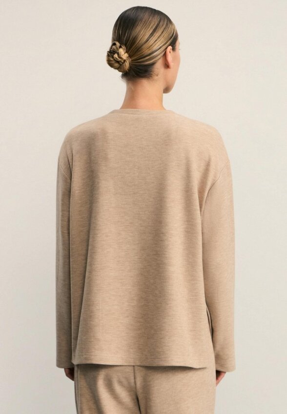 Лонгслив Zarina