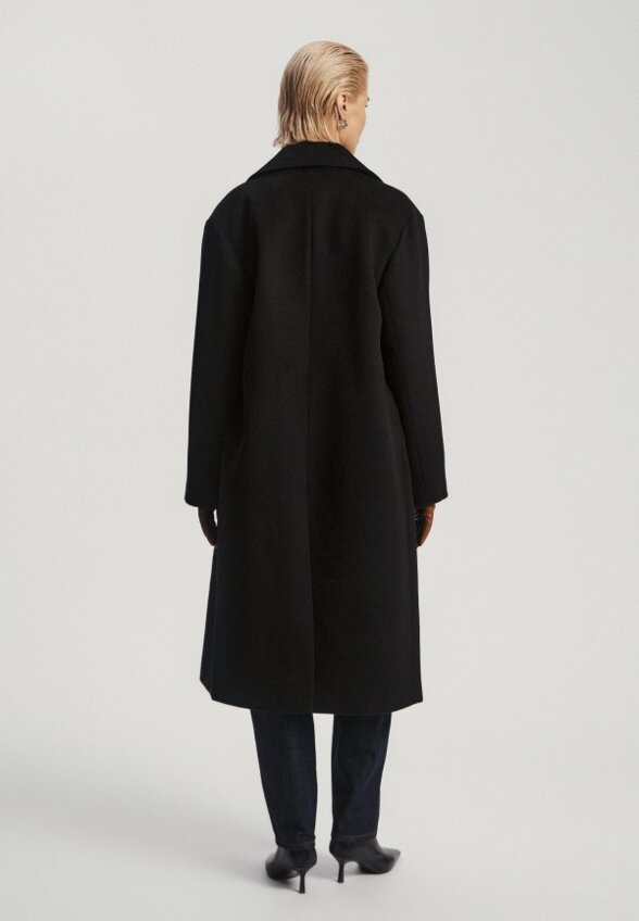 Пальто двубортное Nume