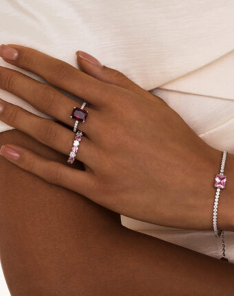 Серебряное кольцо ЛЮБОВЬ с белыми и розовыми сердцами MIE женщинам