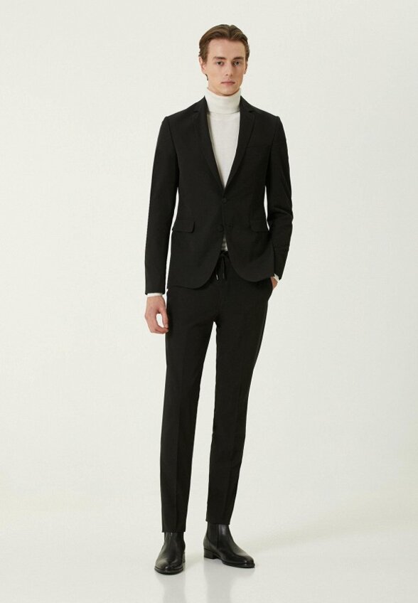 Костюм классический Club