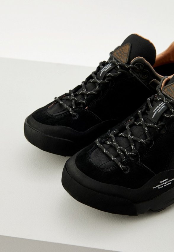 Кроссовки Flower Mountain