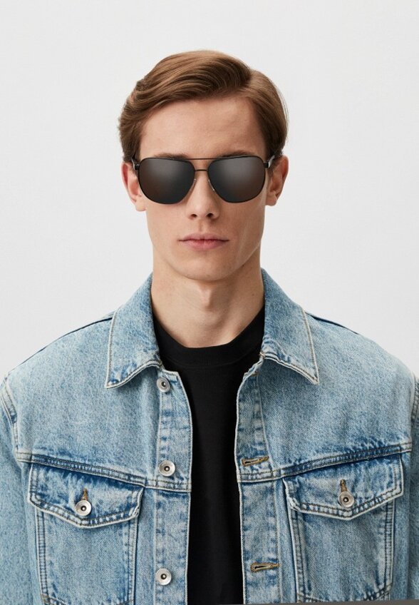 Очки солнцезащитные Armani Exchange