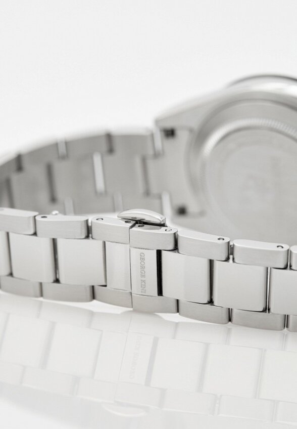 Часы George Kini