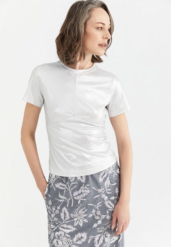 Футболка M.Reason