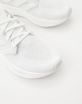 Кроссовки adidas мужчинам