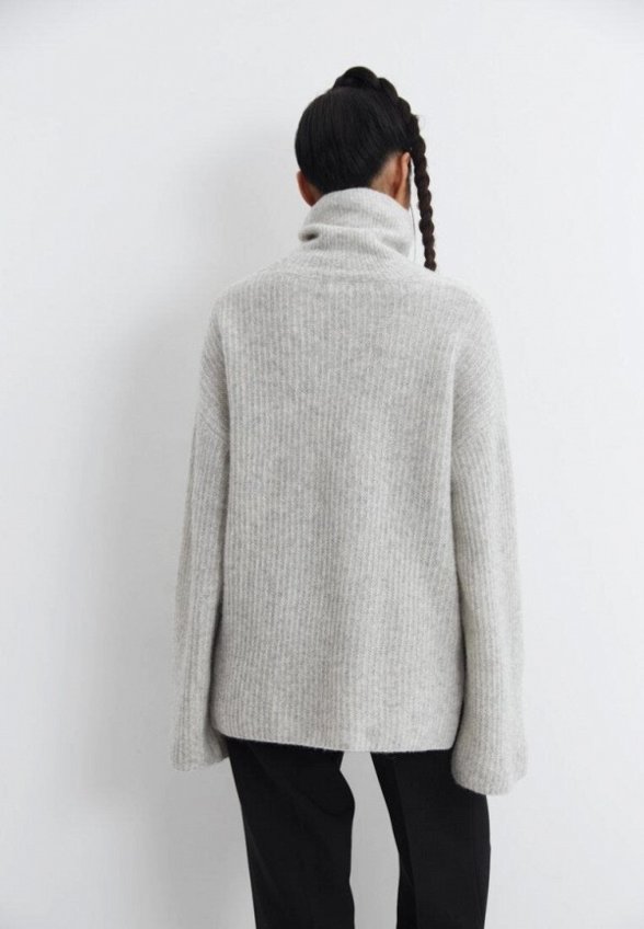 Свитер Miederes