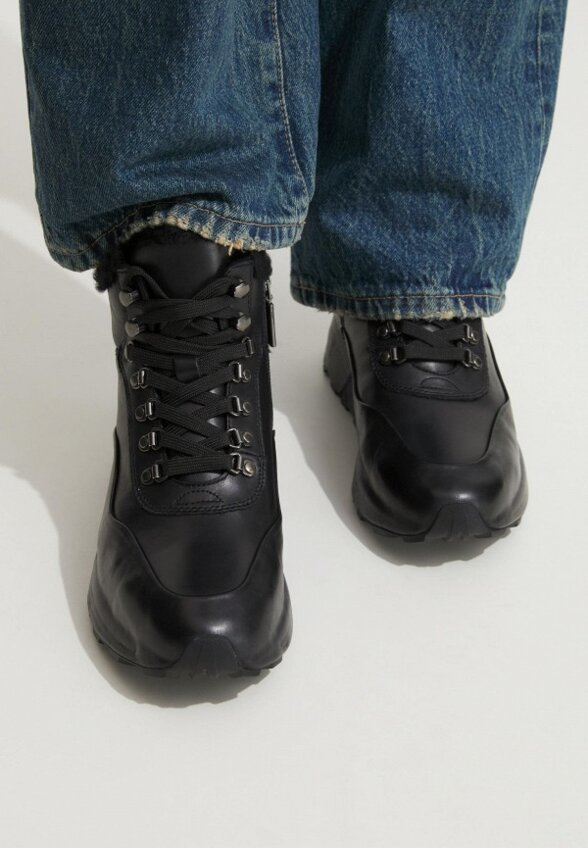 Кроссовки Maison David