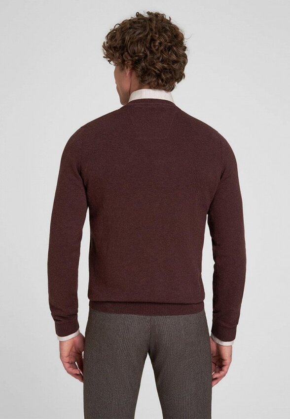 Пуловер Henderson