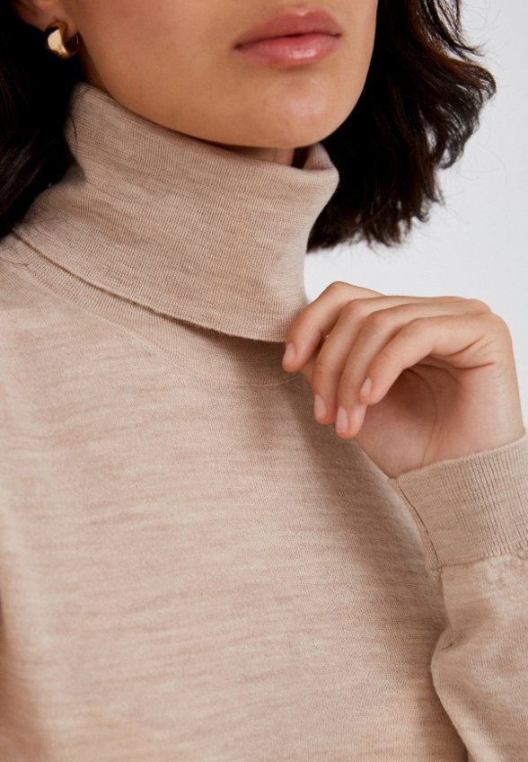 Водолазка Lusio