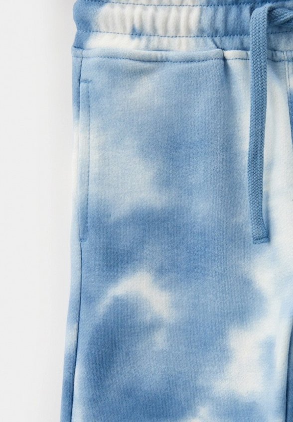 Шорты спортивные Acoola