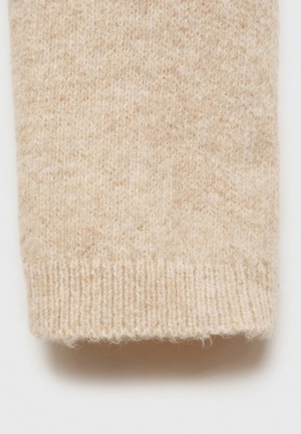 Водолазка Mango