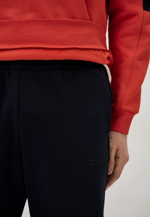 Костюм спортивный EA7