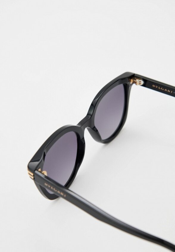 Очки солнцезащитные Bvlgari
