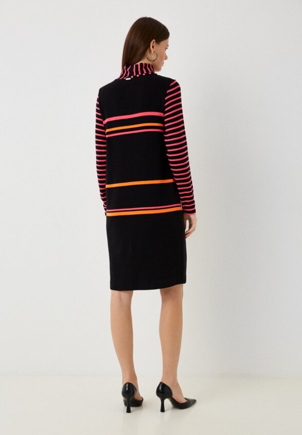 Платье Helmidge