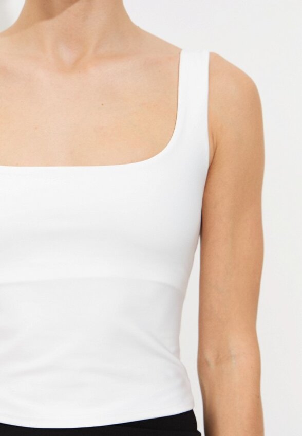 Топ спортивный Heroine Sport