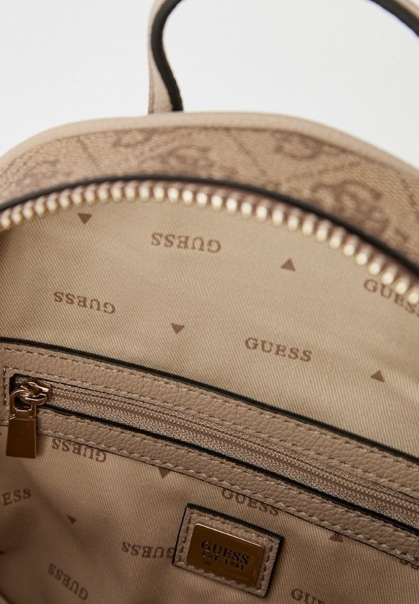 Рюкзак Guess