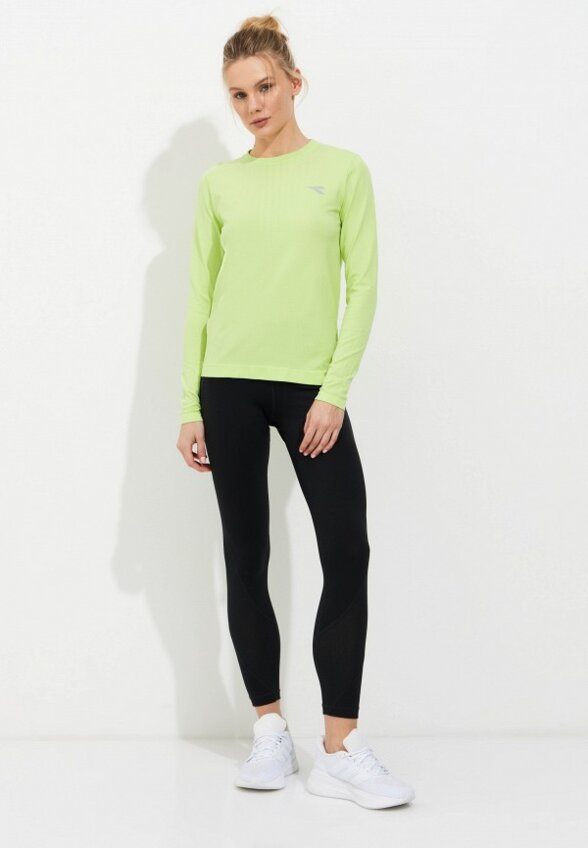 Лонгслив спортивный Diadora