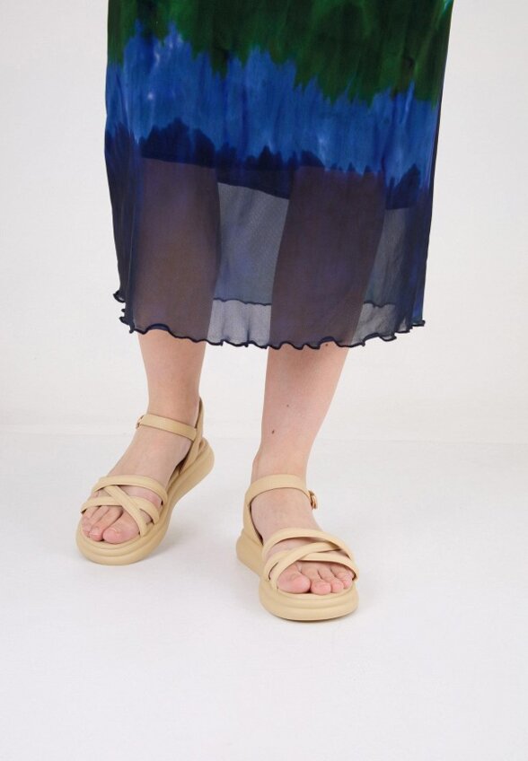 Босоножки Berkonty