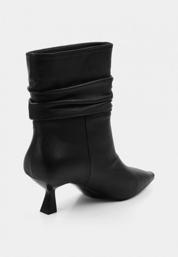 Полусапоги Valeani