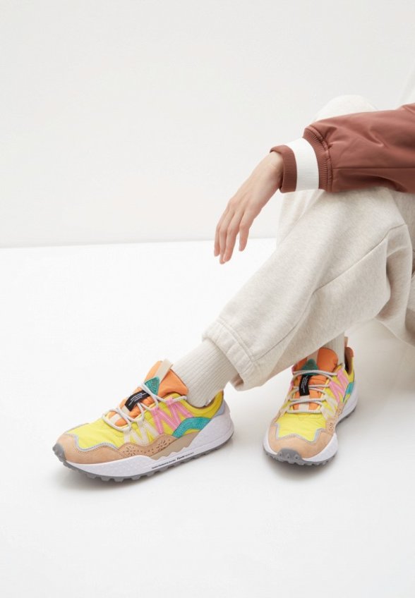 Кроссовки Flower Mountain