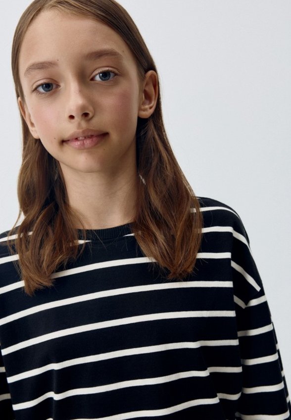 Лонгслив Sela