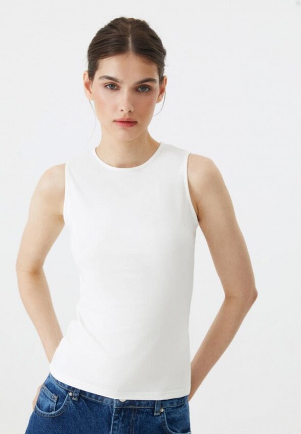 Майка All We Need