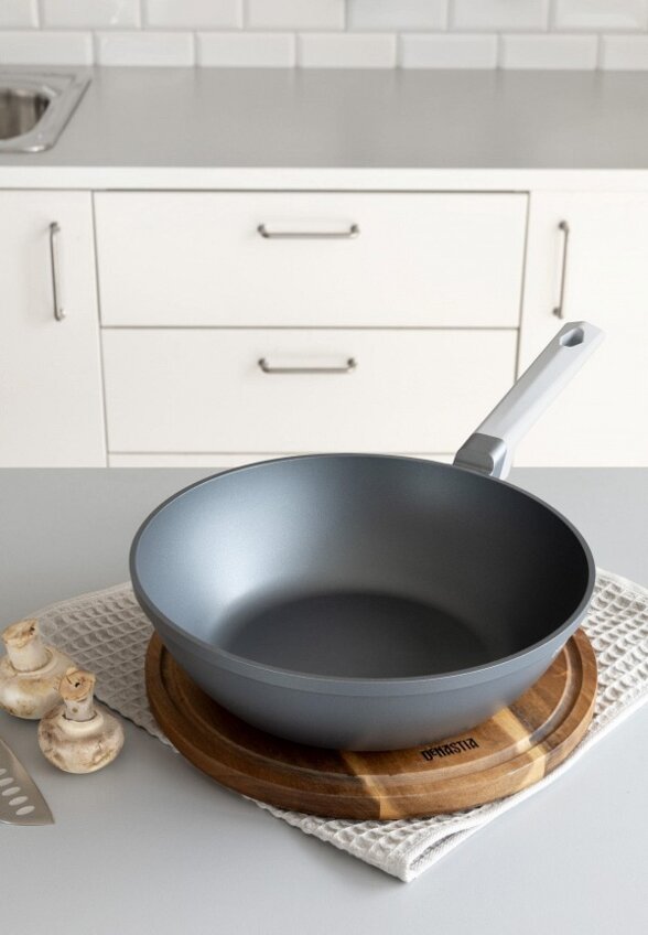 Сковорода DeNastia