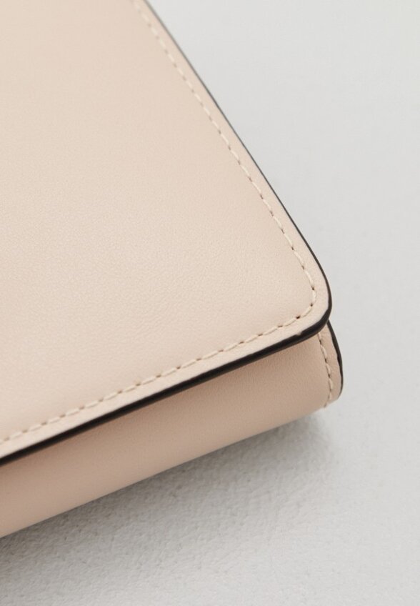 Кошелек Furla