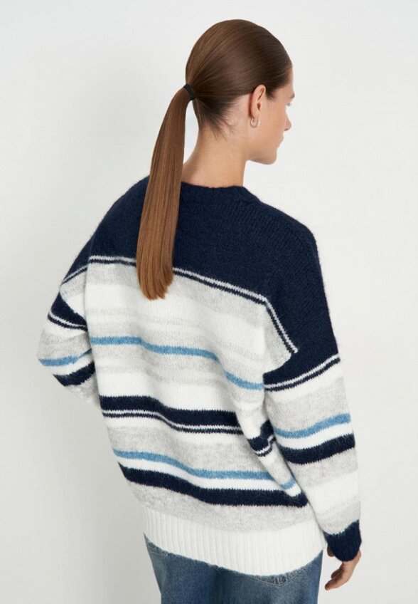 Джемпер Finn Flare