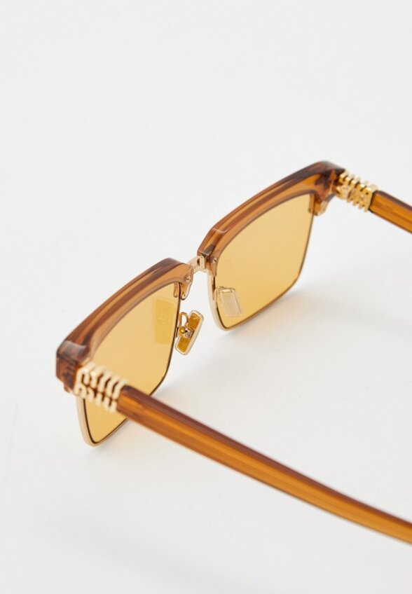 Очки солнцезащитные Miu Miu