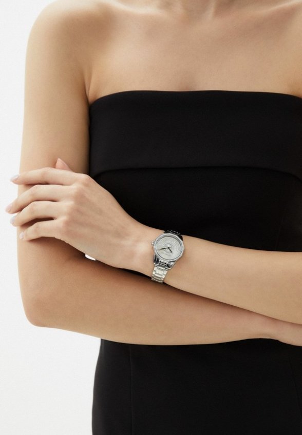 Часы Cerruti 1881