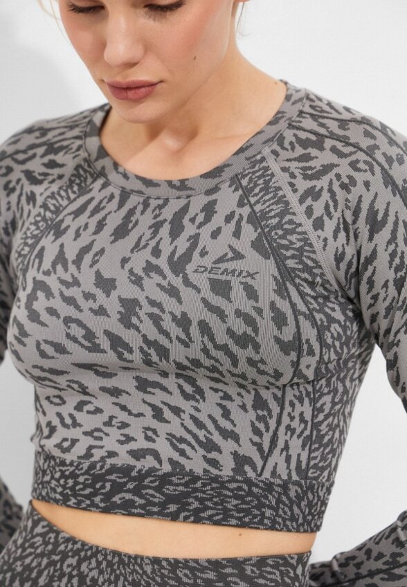 Лонгслив спортивный Demix