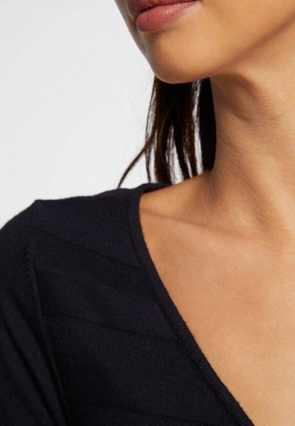 Пуловер Morgan