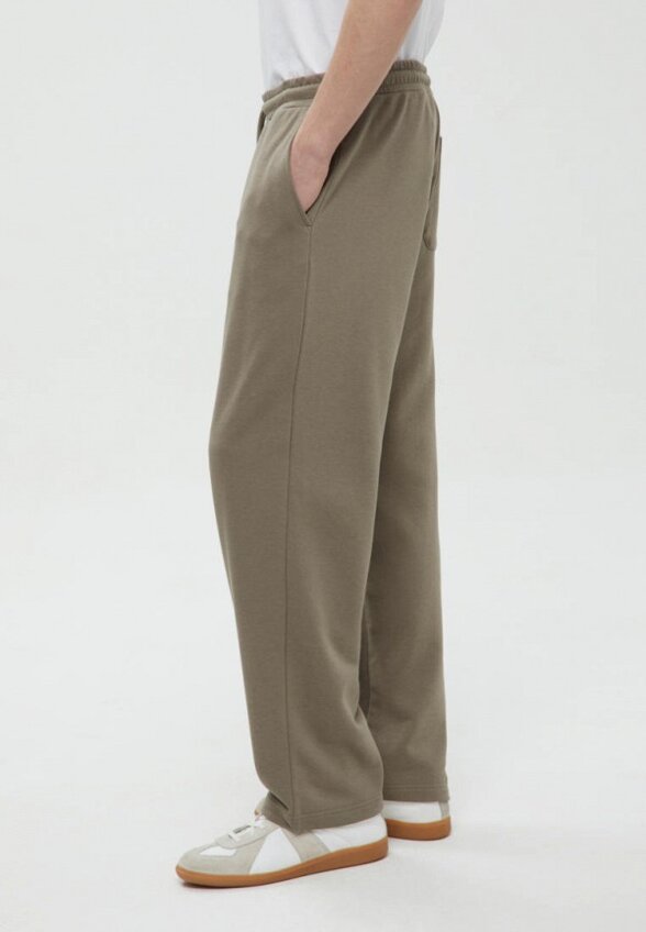 Брюки спортивные Finn Flare