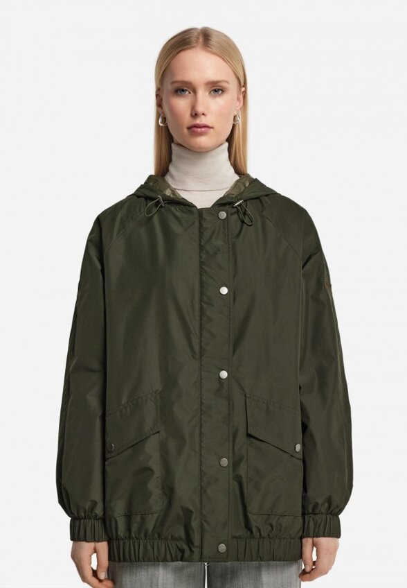 Ветровка Falconeri